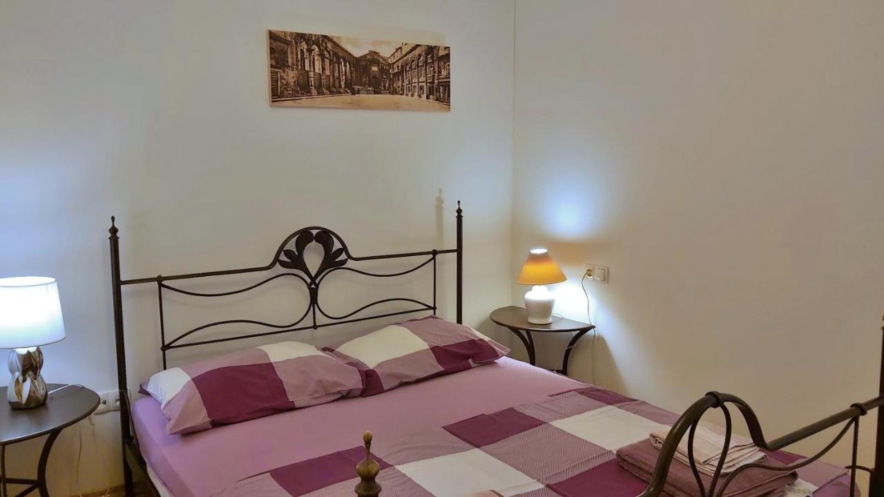 Apartment Lora Омиш Экстерьер фото